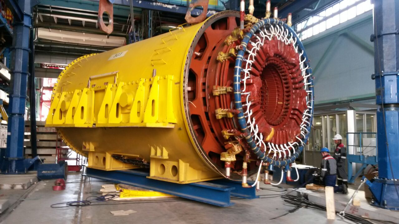 Rotary table PS 450, with a lifting capacity of 450 tons